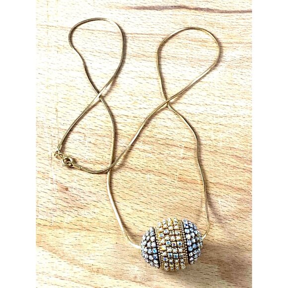 Vintage Aurora Borealis Egg Necklace on Gold-Tone Chain - Picture 5 of 8